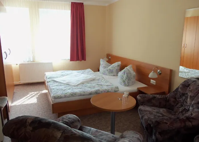 ゲストハウス Garni Zum Goldenen Ring クヴェードリンブルク